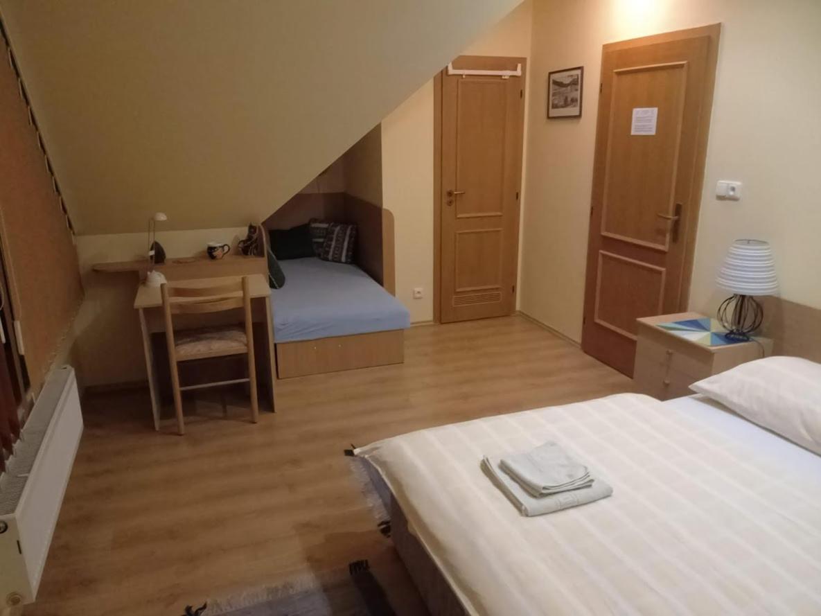 Třílůžkový pokoj Pension Kubů Špindlerŭv Mlýn Exterior foto
