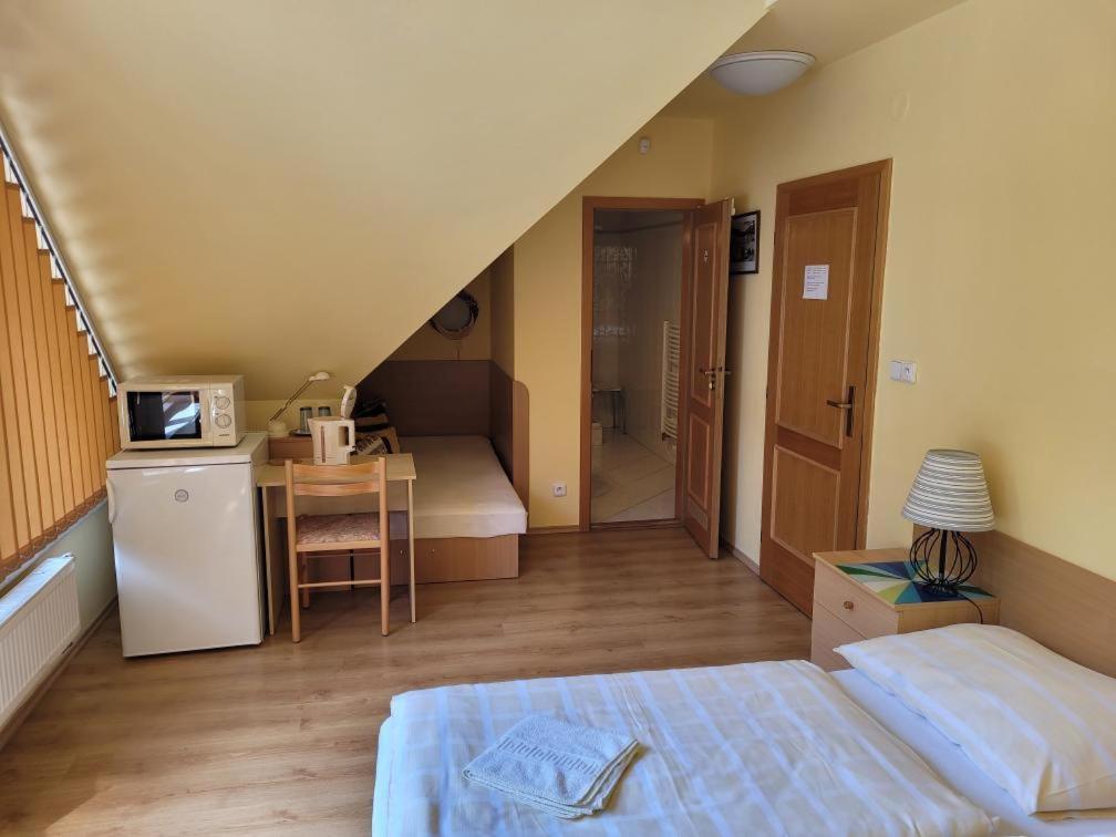 Třílůžkový pokoj Pension Kubů Špindlerŭv Mlýn Exterior foto
